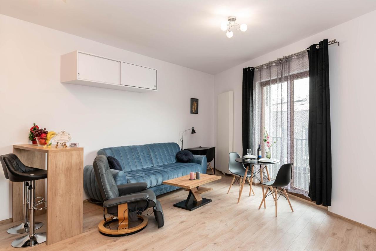 Apartwro - Apartament Przy Wyspie Slodowej, Garaz, Projektor, Rowery Apartman Wrocław Kültér fotó